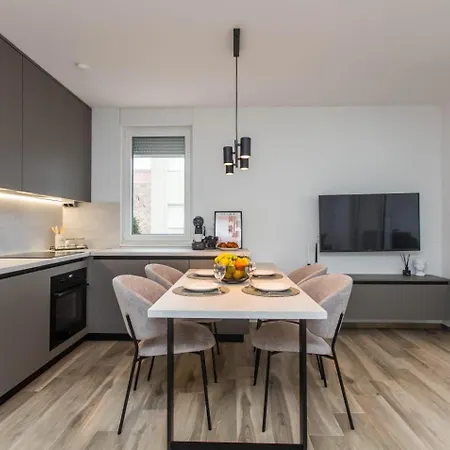 Luna Apartment Trogir